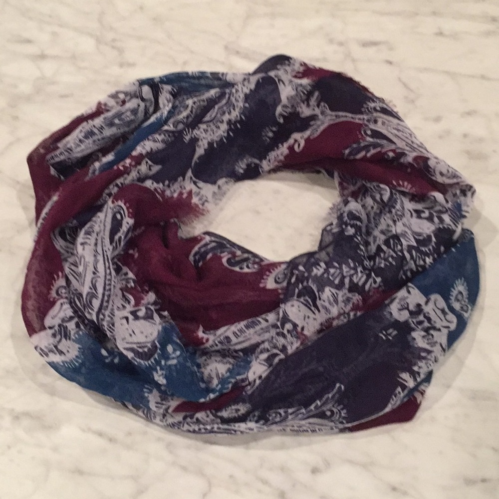 Infinity scarf